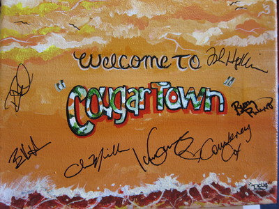  anyone interested in an original piece of artwork signed দ্বারা the entire cast of Cougar Town? check this out: http://www.biddingforgood.com/auction/item/Item.action?id=110066605