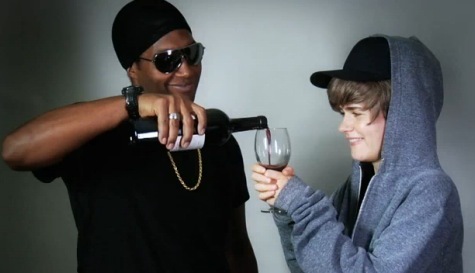 Does Justin bieber drink