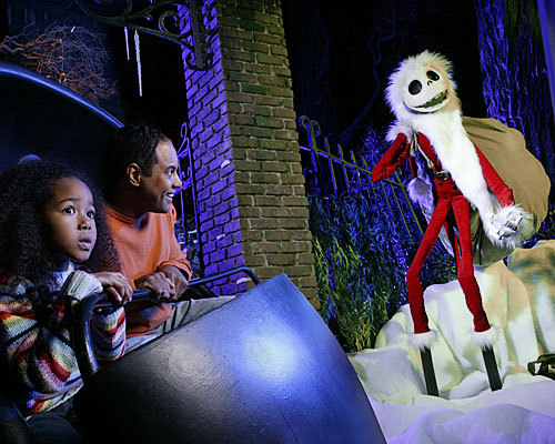  do they have the Nightmare Before クリスマス hunted mansion ride every christmas?