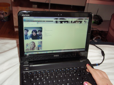  OMG ! me and my friend were on chatroulette yesterday and we talked to jonas brothers !!!!! :O :O If you don't belive me here is litrato that proves it ! :D