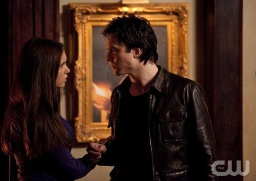  Do आप think that kathrine is going to try and take elena's place?