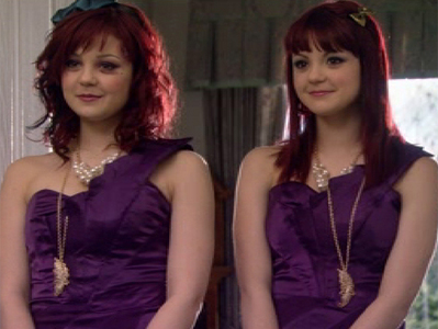  your fav twin , Emily or Katie? ( i say Emily :D )