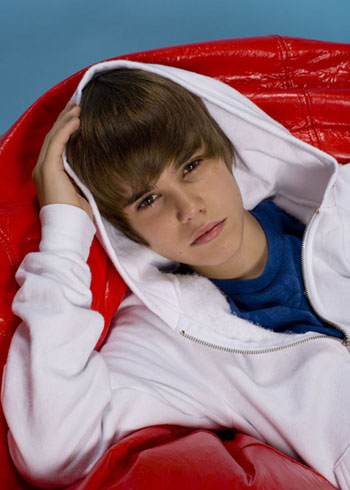 Do you think this picture of justin bieber is cute?????