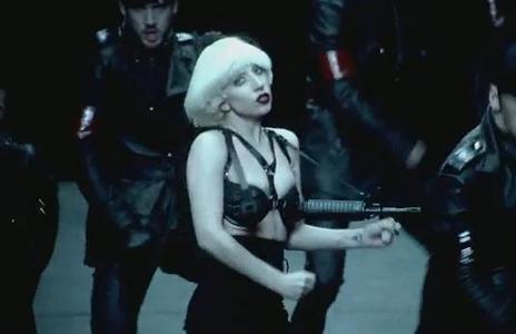  What do 你 think of her bra in ''Alejandro''?