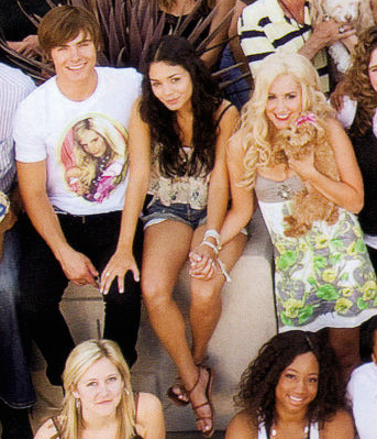  Does anyone else wish that there would be another hsm with the original cast in it?