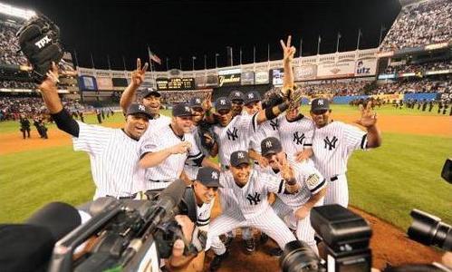  Well I'm pretty sure they are gonna win the WORLD SERIES cuz I believed in them and come on they have the best Baseball players like Derek Jeter,Alex Rodriguez,Mark Teixeira,Jorje Posada,Mariano Rivera,CC Sabathia,Melky Cabrera,Robinson Cano,Johnny Damon,Nick Swicher,Hideki Matsui etc. First Class players so The Yankees are the WORLD SERIES CHAMPIONS.