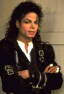  I think your dream is pretty cool!!! anda berkata to tell anda about mine dream. I have many dreams with Michael,but i don't want to discribe them right now.