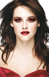  I know how आप feel,I made some pics of her as a vamp,like this as a newborn :D...