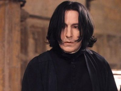  If Professor Snape would have me, I'm all his. :) I'll take a crack at mending that broken herz of his (most likely would be an epic fail, but I Liebe him so I'll try damn it). I would say Lucius Malfoy as a possibility too, but he's (unfortunately) married and...I dunno, I just see myself as being Muggle-born if I lived in that world. (Technically we all would be now, but Du know what I mean, right?) And Mudbloods are a definite no no... So I would probably just be hopelessly in Liebe with my hot Potions teacher. :)