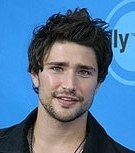  I really like Matt Dallas for Ian. Ian is described as tall (one of the tallest in the group), fair, around 25 years old (stated sejak Meyer's in an interview) with black hair and vivid blue eyes. While Matt Dallas doesn't have "vivid blue eyes" that can be easily fixed with contacts. I don't really understand why everyone says Ian Somerhalder. He barely matches Ian's description. Yes, Somerhalder has the right eyes, but he's not very fair, a little old, only 5'9 and his hair is dirty blond. I really don't see Stephenie Meyer allowing the whole hair-dying drama to happen again like it did on the Twilight set. Also, Somerhalder has too much of a bad boy look/mentality. In the novel I never saw Ian portrayed as the bad-boy-turned-good-guy. I know, I know.. he did help attack Melanie/Wanderer in the beginning, but that appeared to be lebih about survival and fear than his personality. Ian always acted lebih like the sweet, smart boy-next-door type.