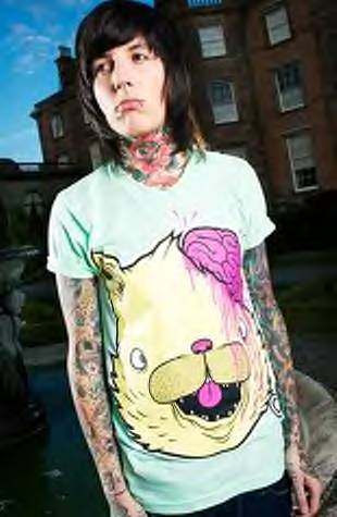  I প্রণয় it! I really like the songd Chelsea Smile and Diamondt Arent Forever. Oli Sykes is so koolio!!
