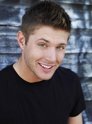  yeah edward is ok and taylor is hott but i can name a ton of other ppl way hotter than them my fave is jensen ackles