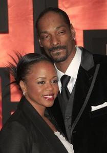  ............. he's married... her name is Shante... they have three kids, 2 boys and 1 girl together..