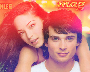  I amor Tom Welling (Clark Kent) with Kristin Kreuk (Lana Lang)!!! there so cute together!
