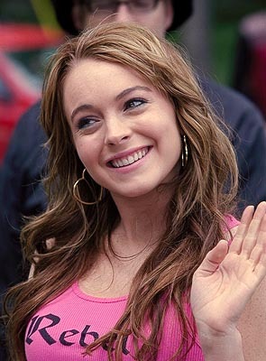  Lindsay Lohan Becuz She Acts Really Good In Mean Girls And She Is Funny,She Is My Fav Movie Actor, And Idk How Much To Say About Her <3