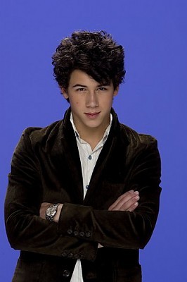  Nick Jonas is so hot.