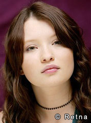  I don't know but maybe this girl could play her. She's not so much like how I pictured her in my head but she's cute. Her name's Emily Browning.