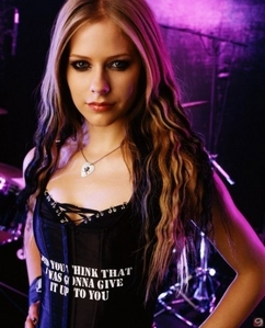  Avril Lavigne! :D