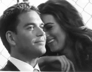  Mine is :D Ofcourse if Du don't watch Navy CIS Du have no idea who they are... It's Michael Weatherly& Cote de Pablo; who play Tony& Ziva on the show, my all time Favorit Zeigen <3 Tiva<3