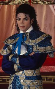  I love all his fantastic eras but I too love the Bad era exspecially this picture below,yummy....!