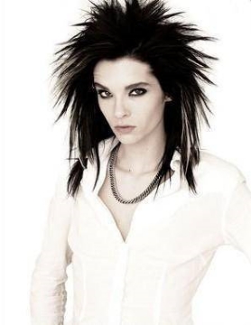 Weird, but the picture of Zane on the cover of 'Pretties' is NOTHING how the book actually describes him! But I think this guy, Bill Kaulitz (international singer of Tokio Hotel), is a knockout for him!...Okay, mentally I think bạn should give him a haircut, but all the features are right.