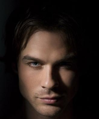 DAMON!! absolutely, just his whole look and way of walking and talking is fantastic. and his personallity is sometimes a bit dark but just so great i amor him. and in the mostrar he is really becoming the perfect boy just as in the libros btw.