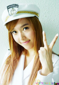 for me i think jessica is the prettiest member but i like hyoyeon the most