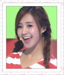  I think it's Yuri. She is really pretty when she is smiling and singing.