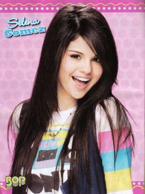 do u think Selena should make a concert ?