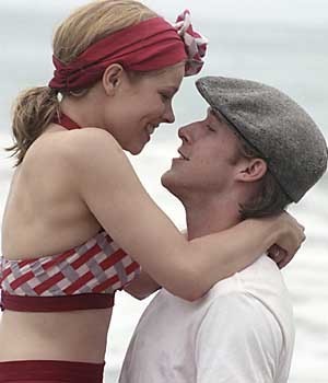  Allie(Rachel McAdams) and Noah(Ryan Gosling) from The Notebook , they were a couple in real life as well dunno if they still are they look cute u can't say they don't and they did an amazing job in the movie