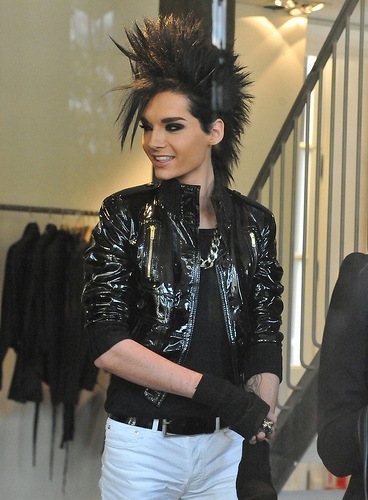  hmmm........ im thinking Bill from tokio hotel <3 (accually im just imagining THAT but its sooo cute <3)