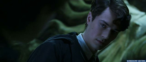  teen tom riddle <3