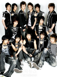  Umm I have many but currently... paborito band- Super Junior *pic* paborito singer- Miyavi