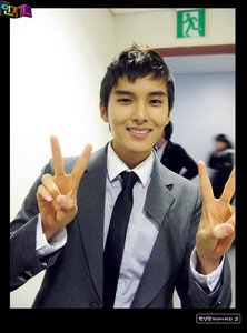 Ryeowook has the most beautiful voice among them but the other suju members has beautiful voice but he is the best