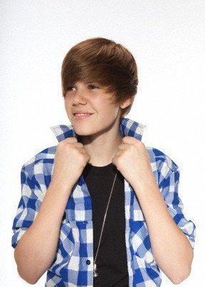  Justin looks for a nice smile, pretty eyes, and a good personality.