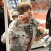  ask him wat he is doing, dont get mi wrong i 사랑 Justin it is just tht it would b weird