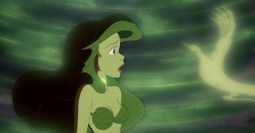  OH my. I Liebe alot of scenes. I think everyone remembers this one though... " Ariel giving up her voice to be human"