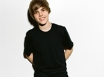 Does any one have justin biebers number and his real number not his fan number???????????