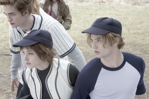  Jasper and Alice; they are the real reason I still like Twilight. I think Jasper is cutest/hottest, especially during baseball! <3 =D
