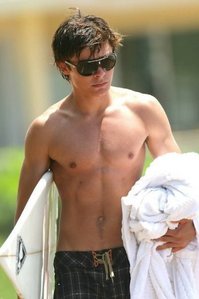 Zac Efron is way hotter and cuter!