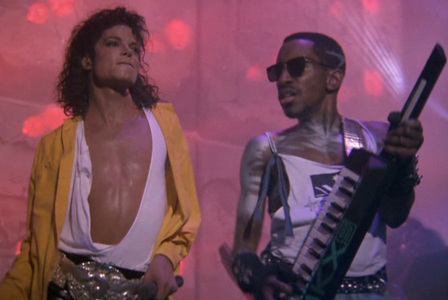  i know right!Michael is soo hot and sexy in the Come Together música video,when he rips off his camisa, camiseta OMG i could just faint,and then when he says "Hold tu in his arm 'til tu can feel his disease" i just melt when he says that!!!!
