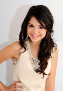 If Selena gomez wasnt a singer would you still like her??