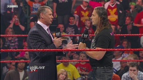  do あなた think vince is scared of bret the hitman hart and do think bret is going to fight vince at wrestlmania 26