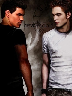  Who has better body? Edward hoặc Jacob...