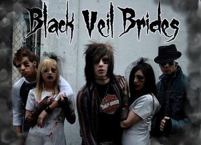  All Bullet for My Valentine songs ♥ But right now I Cinta the song Knives and Pens sejak Black Veil Brides <33