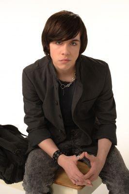  Eli is soooo cute! Best character that was ever on Degrassi