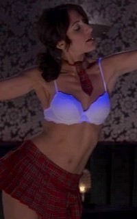  Dr.Lisa Cuddy played bởi Lisa Edelstein from House M.D.