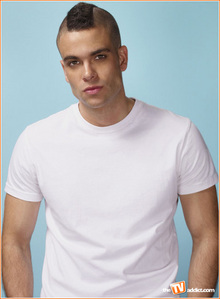 Anyone besides me only watch for the gorgeous mark salling!? lol