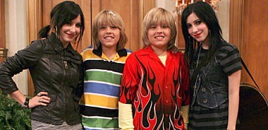  anyone remember them from disney channel back in the dia before they were famous??? (lol random)