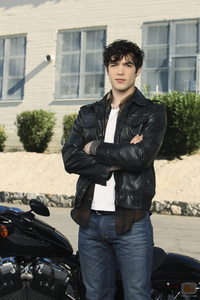 I think Ethan Peck is perfect as Patch,what do you think??